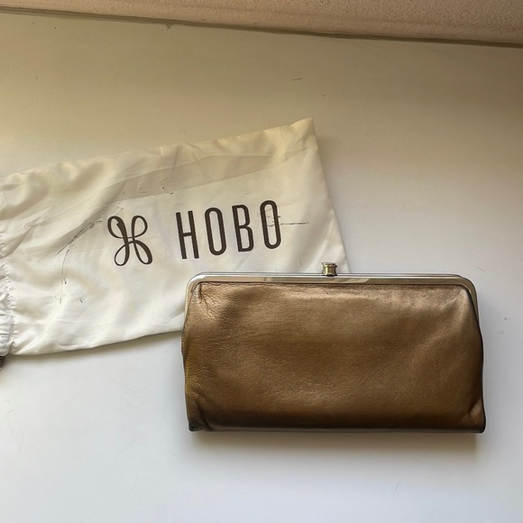 HOBO Handbags - Hobo Vintage Leather Double Frame Clutch Wallet